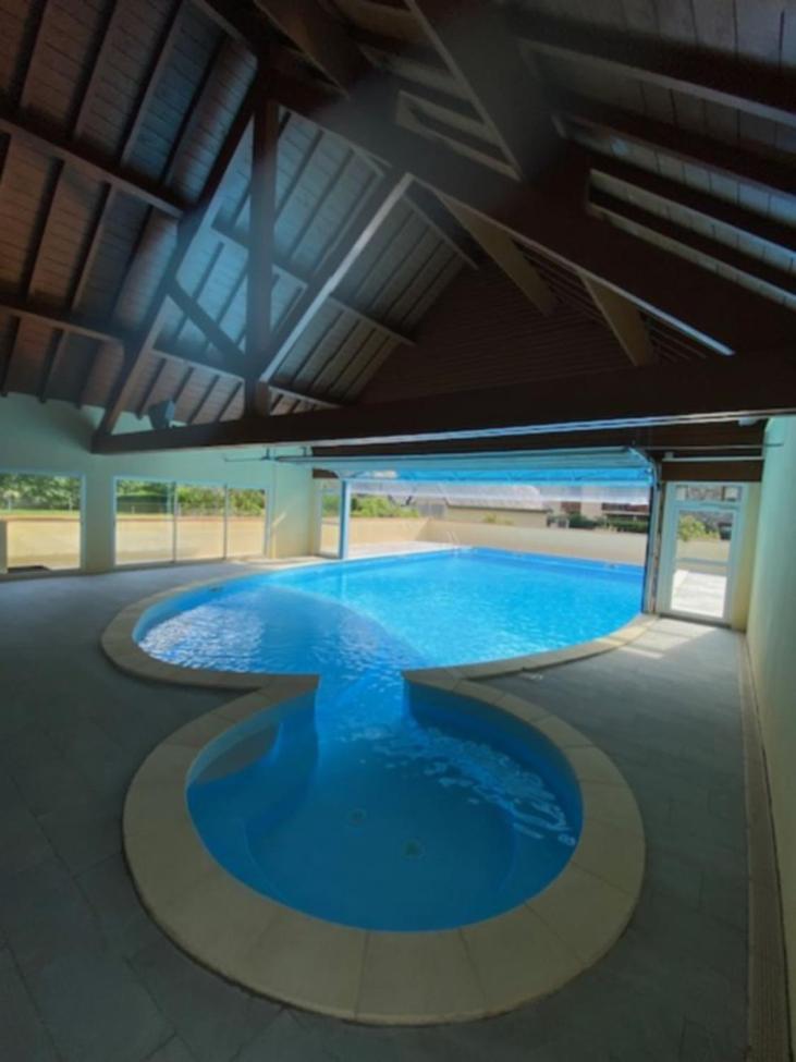 Appartement Tres Agreable Dans Belle Residence, Classe 3 Etoiles Par Le Comite Departementale Du Tourisme En Haute Garonne Bagnères-de-Luchon エクステリア 写真